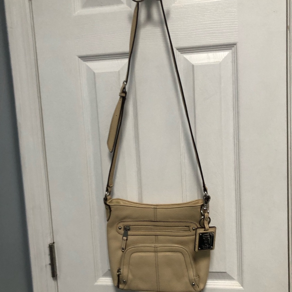 Tignanello Pebbled Leather Crossbody Bag Purse Tan Beige Adjustable Strap FLAW